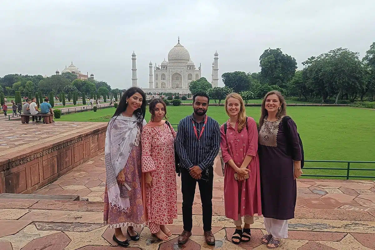 delhi to taj mahal distance