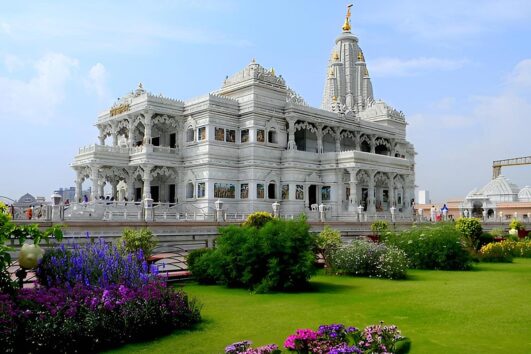 overnight agra and mathura vrindavan private trip from delhi by car fare