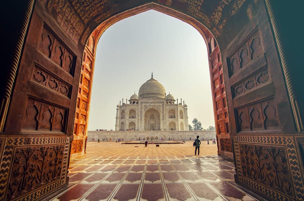 taj-mahal-tour-by-car